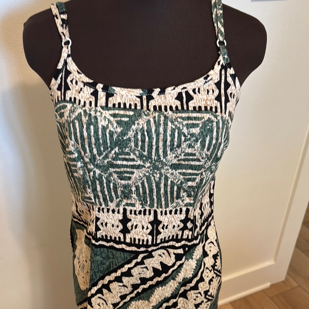 Hilo Hattie Green, black, beige tropical Dress
